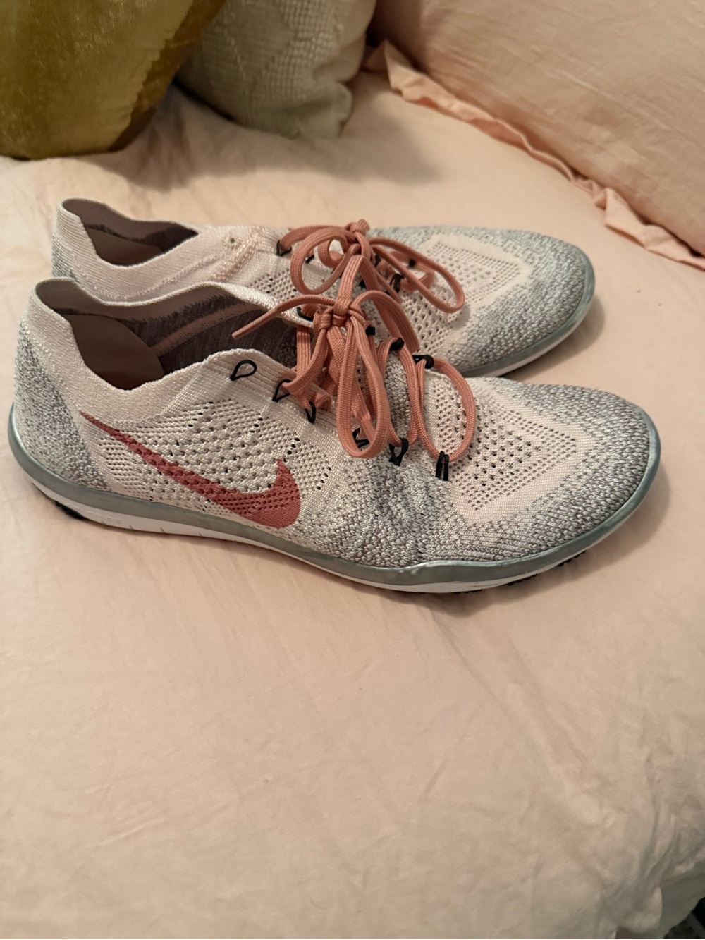 Nike Women’s Flyknit Runners - Rose Pink Swoosh & Light Gray Knit